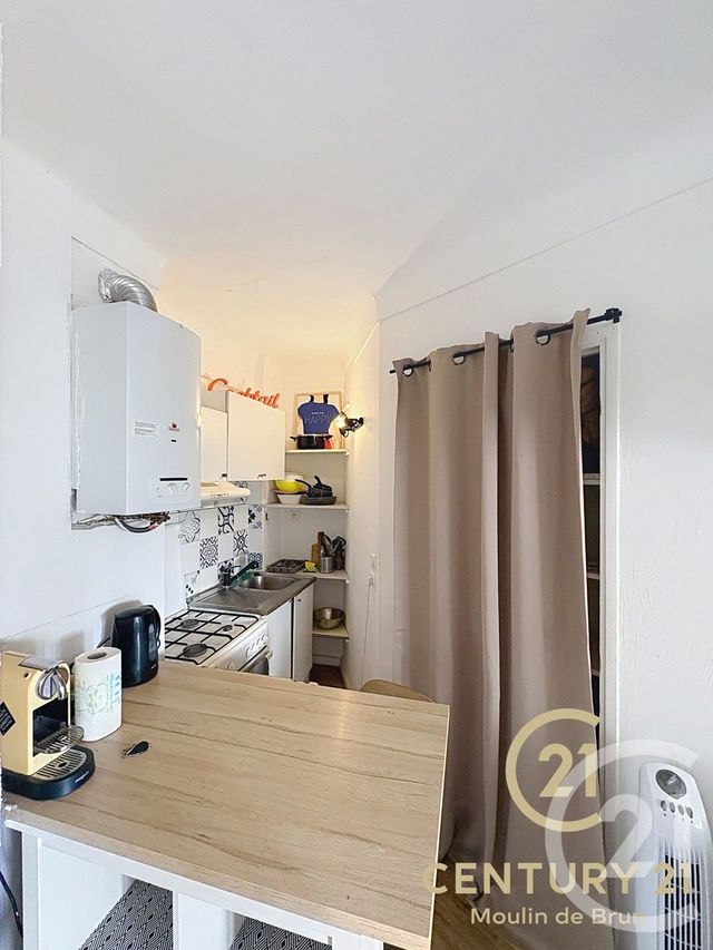 Appartement F1 &agrave; louer - 1 pi&egrave;ce - 20,82 m2 - Cannes - 06 - PROVENCE-ALPES-COTE-D-AZUR