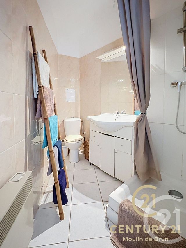 Appartement F1 &agrave; louer - 1 pi&egrave;ce - 20,82 m2 - Cannes - 06 - PROVENCE-ALPES-COTE-D-AZUR
