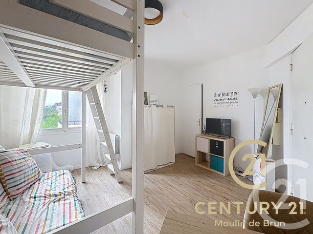 Appartement F1 &agrave; louer - 1 pi&egrave;ce - 20,82 m2 - Cannes - 06 - PROVENCE-ALPES-COTE-D-AZUR