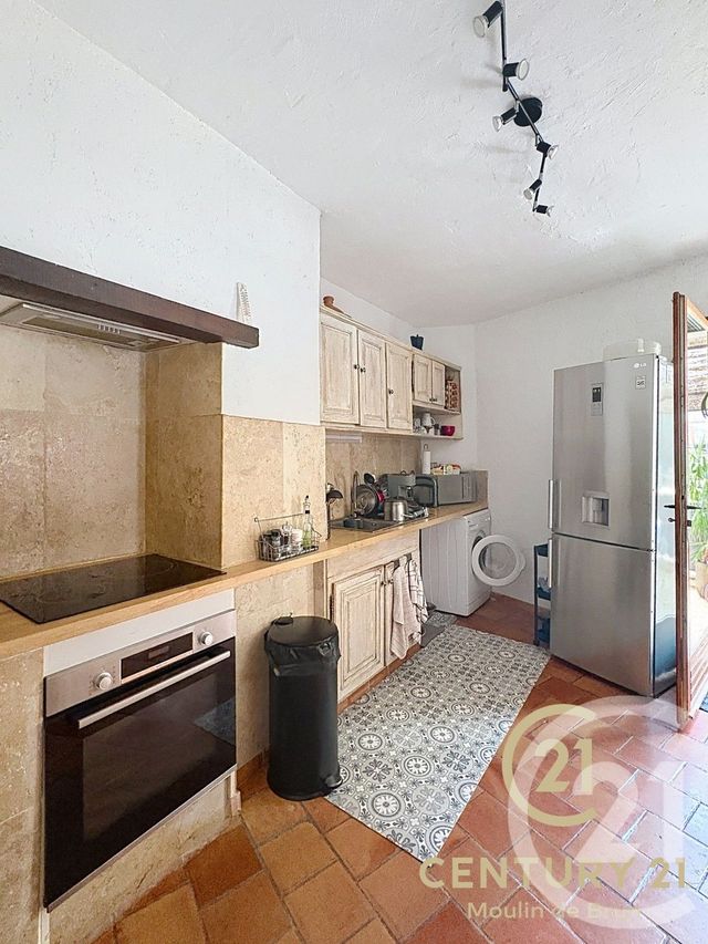 Appartement F3 bis &agrave; louer - 4 pi&egrave;ces - 77,41 m2 - Grasse - 06 - PROVENCE-ALPES-COTE-D-AZUR