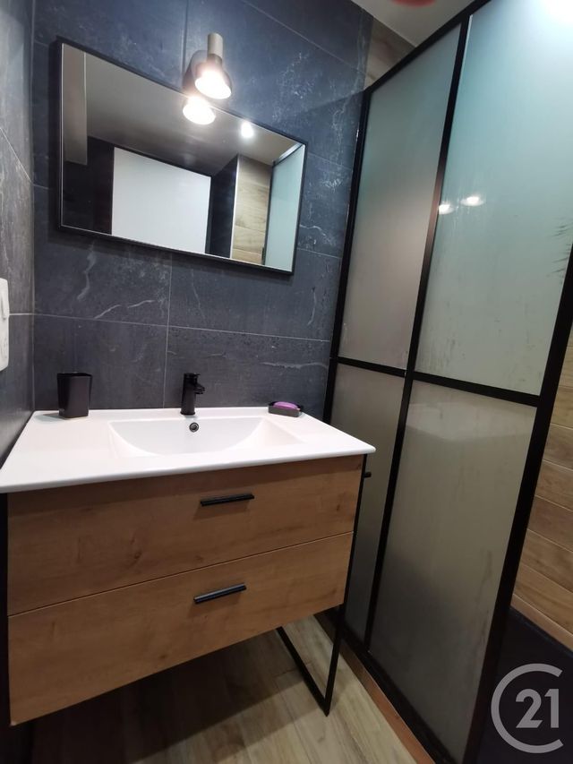 Appartement F2 &agrave; louer - 2 pi&egrave;ces - 29,04 m2 - Vallauris - 06 - PROVENCE-ALPES-COTE-D-AZUR