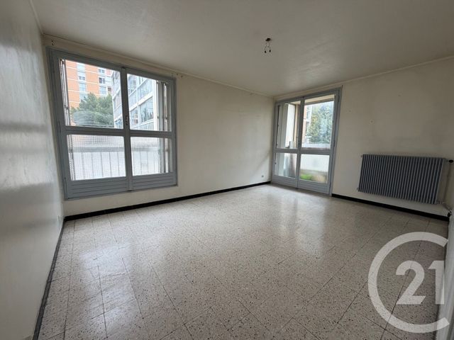 Appartement T2 à louer - 2 pièces - 44,67 m2 - Marseille - 13013 - PROVENCE-ALPES-COTE-D-AZUR