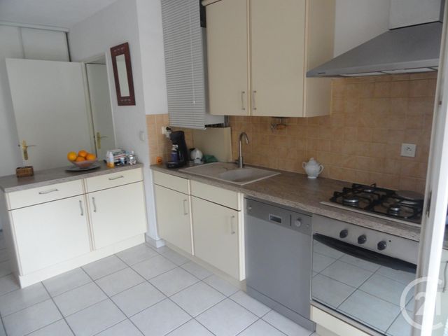 Appartement T2 &agrave; louer - 2 pi&egrave;ces - 53,12 m2 - Marseille - 13013 - PROVENCE-ALPES-COTE-D-AZUR