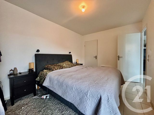 Appartement T2 &agrave; louer - 2 pi&egrave;ces - 37,30 m2 - Marseille - 13016 - PROVENCE-ALPES-COTE-D-AZUR