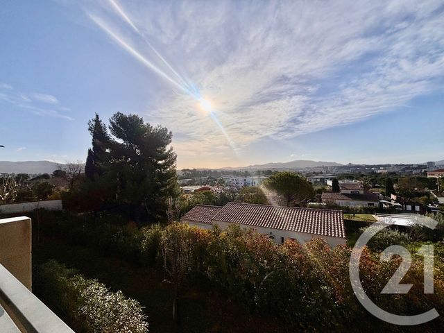 Appartement T4 &agrave; louer - 4 pi&egrave;ces - 74,71 m2 - Marseille - 13013 - PROVENCE-ALPES-COTE-D-AZUR