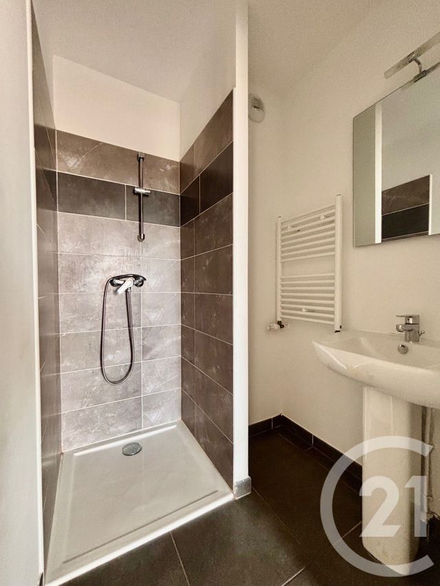 Appartement T4 &agrave; louer - 4 pi&egrave;ces - 74,71 m2 - Marseille - 13013 - PROVENCE-ALPES-COTE-D-AZUR