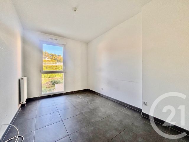 Appartement T4 &agrave; louer - 4 pi&egrave;ces - 74,71 m2 - Marseille - 13013 - PROVENCE-ALPES-COTE-D-AZUR