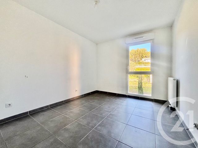 Appartement T4 &agrave; louer - 4 pi&egrave;ces - 74,71 m2 - Marseille - 13013 - PROVENCE-ALPES-COTE-D-AZUR