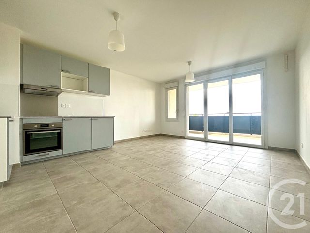 Appartement &agrave; louer - 3 pi&egrave;ces - 63,18 m2 - Marseille - 13014 - PROVENCE-ALPES-COTE-D-AZUR