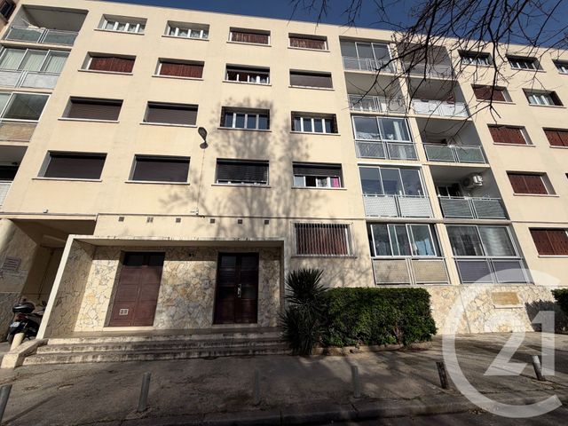 Appartement T4 &agrave; louer - 4 pi&egrave;ces - 68,41 m2 - Marseille - 13013 - PROVENCE-ALPES-COTE-D-AZUR