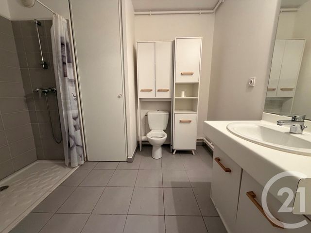 Appartement T2 &agrave; louer - 2 pi&egrave;ces - 39,57 m2 - Marseille - 13013 - PROVENCE-ALPES-COTE-D-AZUR