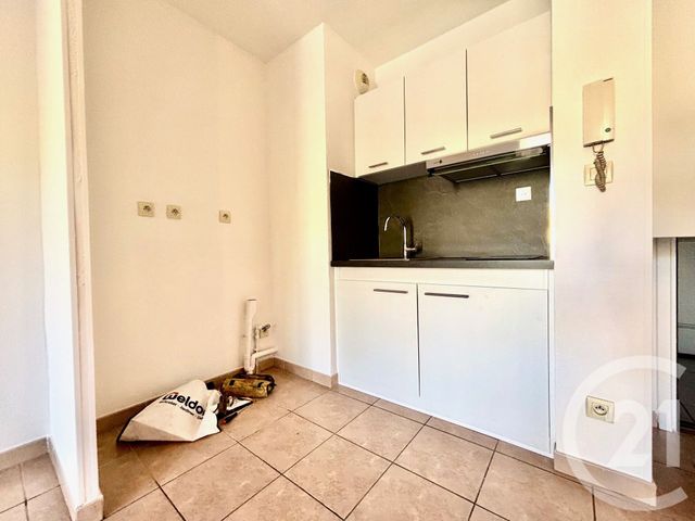 Appartement T2 &agrave; louer - 2 pi&egrave;ces - 38,33 m2 - Marseille - 13013 - PROVENCE-ALPES-COTE-D-AZUR