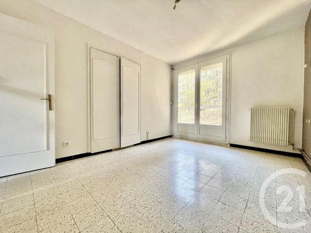 Appartement T3 &agrave; louer - 3 pi&egrave;ces - 62 m2 - Marseille - 13013 - PROVENCE-ALPES-COTE-D-AZUR