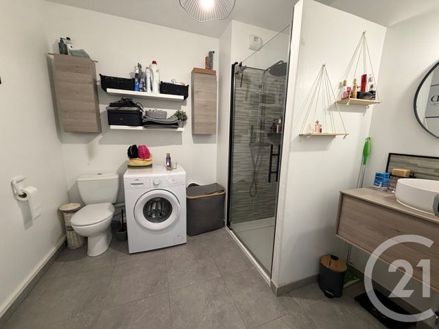 Appartement T2 &agrave; louer - 2 pi&egrave;ces - 44,43 m2 - Marseille - 13013 - PROVENCE-ALPES-COTE-D-AZUR