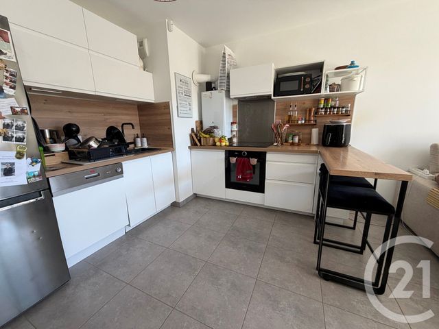 Appartement T2 &agrave; louer - 2 pi&egrave;ces - 44,43 m2 - Marseille - 13013 - PROVENCE-ALPES-COTE-D-AZUR