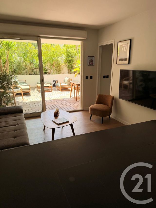 Appartement T2 &agrave; louer - 2 pi&egrave;ces - 33,33 m2 - Marseille - 13008 - PROVENCE-ALPES-COTE-D-AZUR