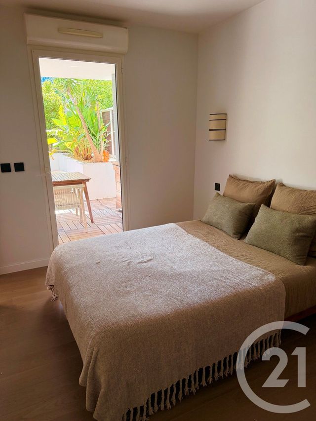 Appartement T2 &agrave; louer - 2 pi&egrave;ces - 33,33 m2 - Marseille - 13008 - PROVENCE-ALPES-COTE-D-AZUR