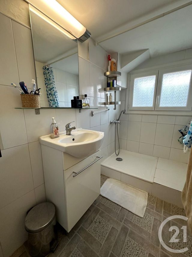 Appartement &agrave; louer - 2 pi&egrave;ces - 46,66 m2 - Marseille - 13013 - PROVENCE-ALPES-COTE-D-AZUR