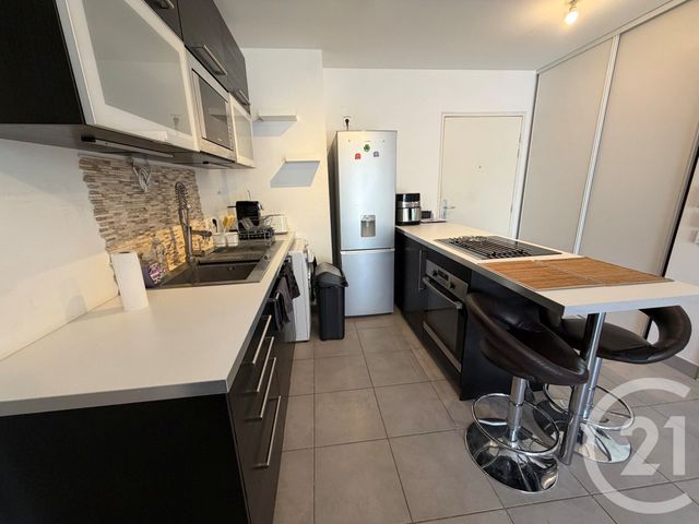 Appartement T2 &agrave; louer - 2 pi&egrave;ces - 39,96 m2 - Marseille - 13013 - PROVENCE-ALPES-COTE-D-AZUR