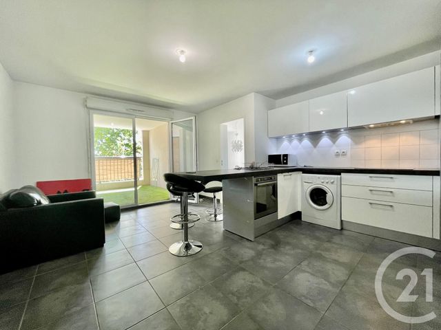 Appartement T2 &agrave; louer - 2 pi&egrave;ces - 42 m2 - Marseille - 13010 - PROVENCE-ALPES-COTE-D-AZUR