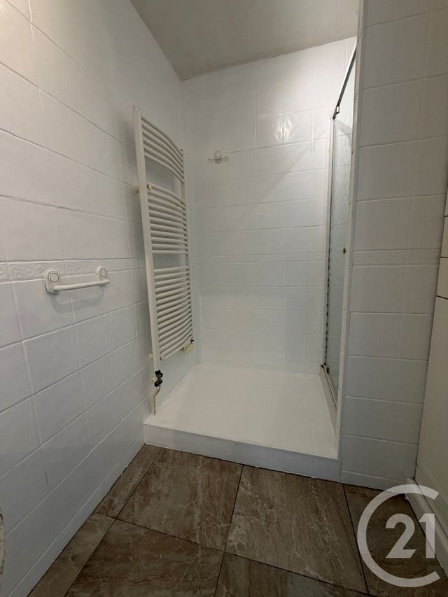 Appartement T4 &agrave; louer - 4 pi&egrave;ces - 77,79 m2 - Marseille - 13013 - PROVENCE-ALPES-COTE-D-AZUR