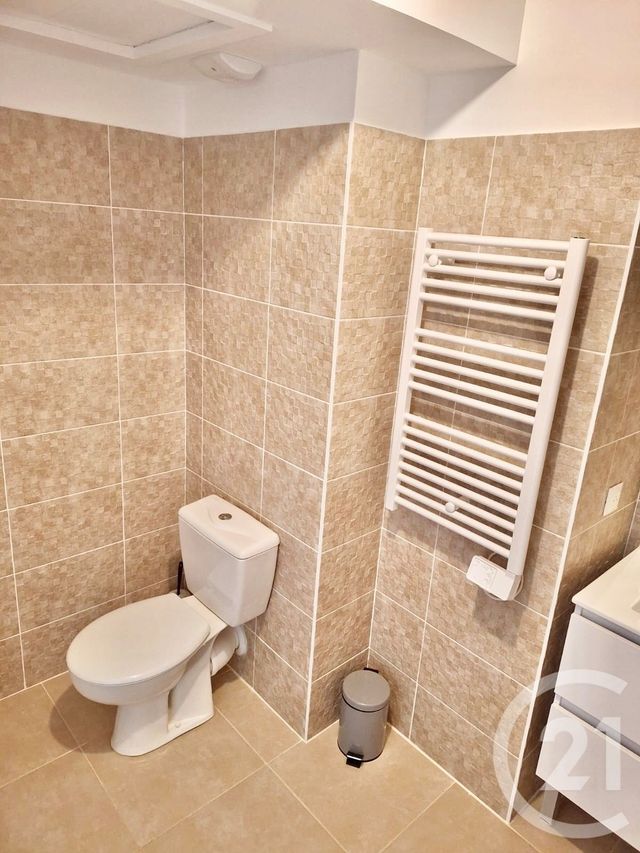 Appartement T2 &agrave; louer - 2 pi&egrave;ces - 41,60 m2 - Marseille - 13013 - PROVENCE-ALPES-COTE-D-AZUR