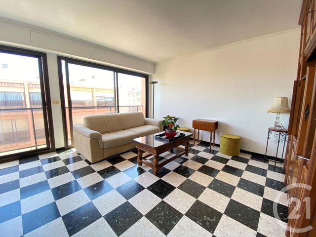Appartement T3 &agrave; louer - 3 pi&egrave;ces - 55,38 m2 - Marseille - 13008 - PROVENCE-ALPES-COTE-D-AZUR