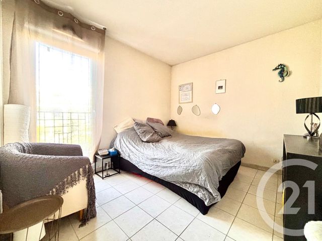 Appartement T3 &agrave; louer - 3 pi&egrave;ces - 71,23 m2 - Marseille - 13013 - PROVENCE-ALPES-COTE-D-AZUR