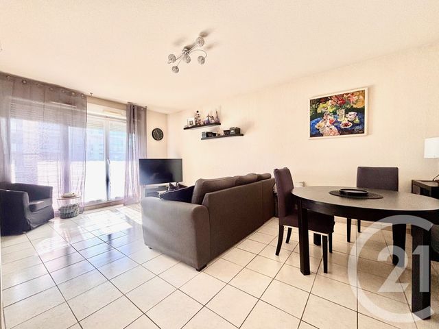 Appartement T3 &agrave; louer - 3 pi&egrave;ces - 71,23 m2 - Marseille - 13013 - PROVENCE-ALPES-COTE-D-AZUR