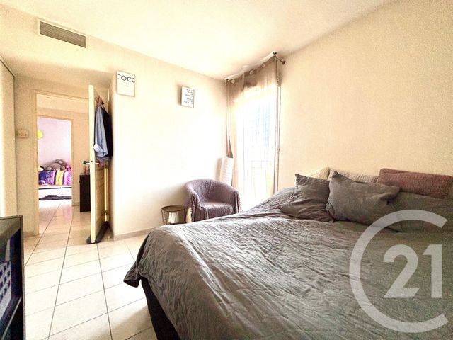 Appartement T3 &agrave; louer - 3 pi&egrave;ces - 71,23 m2 - Marseille - 13013 - PROVENCE-ALPES-COTE-D-AZUR