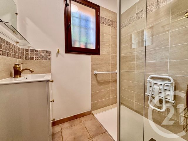 Maison &agrave; louer - 5 pi&egrave;ces - 127,33 m2 - Marseille - 13013 - PROVENCE-ALPES-COTE-D-AZUR