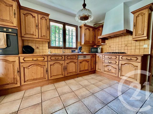 Maison &agrave; louer - 5 pi&egrave;ces - 127,33 m2 - Marseille - 13013 - PROVENCE-ALPES-COTE-D-AZUR