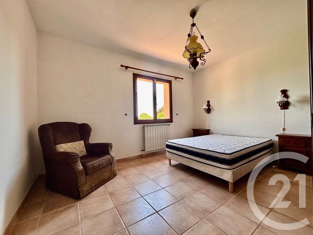 Maison &agrave; louer - 5 pi&egrave;ces - 127,33 m2 - Marseille - 13013 - PROVENCE-ALPES-COTE-D-AZUR