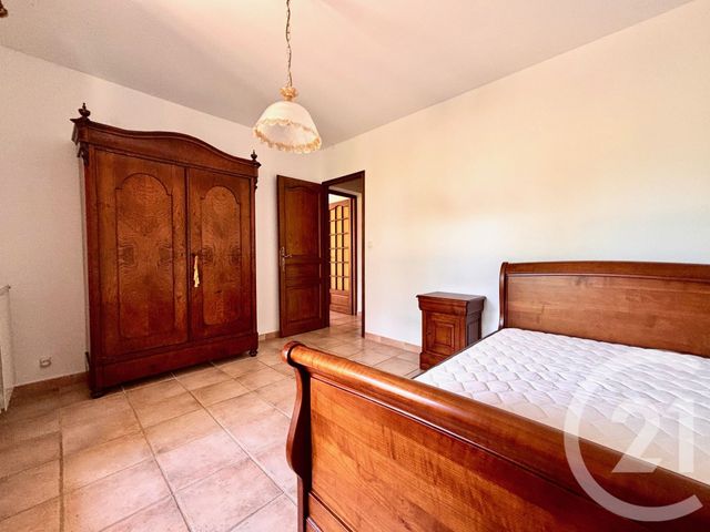 Maison &agrave; louer - 5 pi&egrave;ces - 127,33 m2 - Marseille - 13013 - PROVENCE-ALPES-COTE-D-AZUR