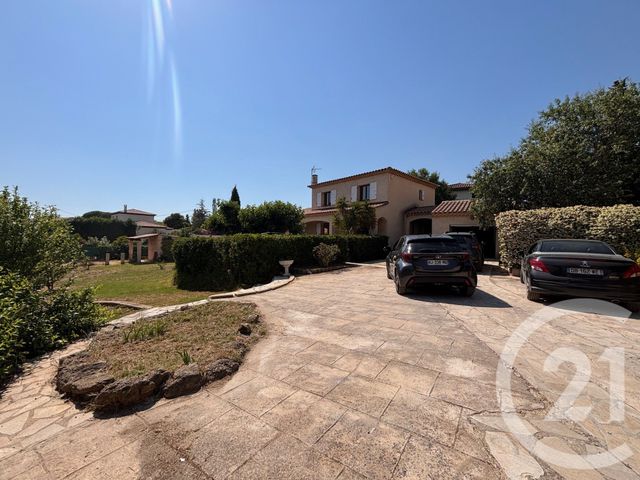 Maison &agrave; louer - 5 pi&egrave;ces - 127,33 m2 - Marseille - 13013 - PROVENCE-ALPES-COTE-D-AZUR