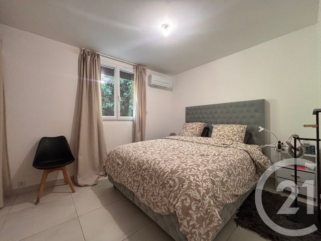 Appartement T2 &agrave; louer - 2 pi&egrave;ces - 54,46 m2 - Peypin - 13 - PROVENCE-ALPES-COTE-D-AZUR