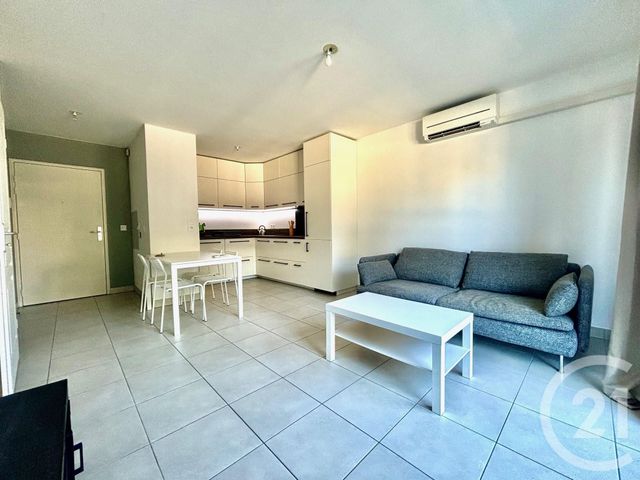 Appartement T2 &agrave; louer - 2 pi&egrave;ces - 39,50 m2 - Marseille - 13013 - PROVENCE-ALPES-COTE-D-AZUR