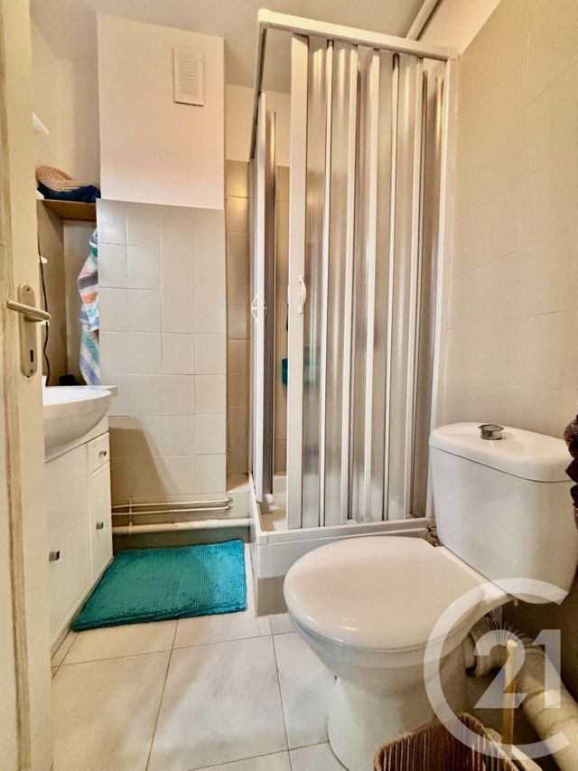 Appartement T2 &agrave; louer - 2 pi&egrave;ces - 39 m2 - Marseille - 13013 - PROVENCE-ALPES-COTE-D-AZUR