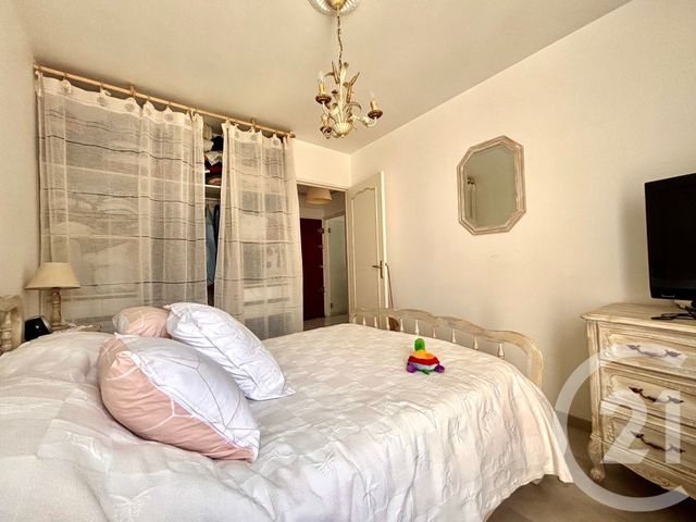 Appartement T2 &agrave; louer - 2 pi&egrave;ces - 39 m2 - Marseille - 13013 - PROVENCE-ALPES-COTE-D-AZUR