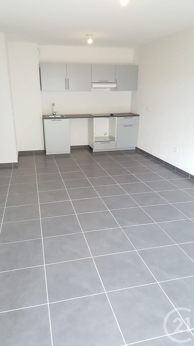 Appartement T3 &agrave; louer - 3 pi&egrave;ces - 57,31 m2 - Marseille - 13013 - PROVENCE-ALPES-COTE-D-AZUR