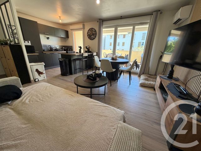 Appartement T3 &agrave; louer - 3 pi&egrave;ces - 55,96 m2 - Marseille - 13014 - PROVENCE-ALPES-COTE-D-AZUR