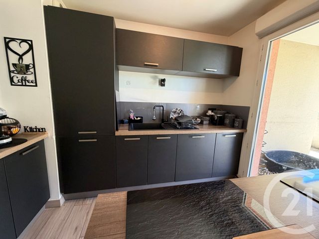 Appartement T3 &agrave; louer - 3 pi&egrave;ces - 55,96 m2 - Marseille - 13014 - PROVENCE-ALPES-COTE-D-AZUR