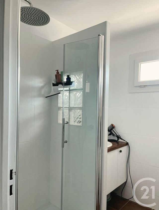 Appartement &agrave; louer - 2 pi&egrave;ces - 49,80 m2 - Marseille - 13009 - PROVENCE-ALPES-COTE-D-AZUR