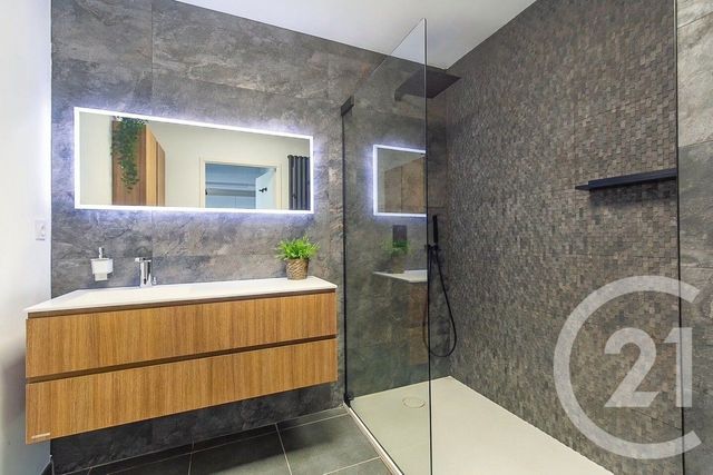 Appartement T3 &agrave; louer - 3 pi&egrave;ces - 55,60 m2 - Marseille - 13013 - PROVENCE-ALPES-COTE-D-AZUR