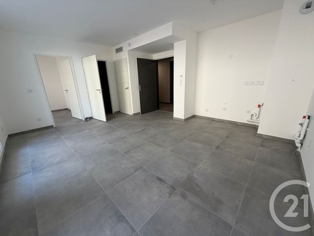 Appartement T2 &agrave; louer - 2 pi&egrave;ces - 44,73 m2 - Marseille - 13008 - PROVENCE-ALPES-COTE-D-AZUR
