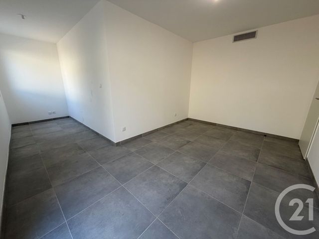Appartement T2 &agrave; louer - 2 pi&egrave;ces - 44,73 m2 - Marseille - 13008 - PROVENCE-ALPES-COTE-D-AZUR