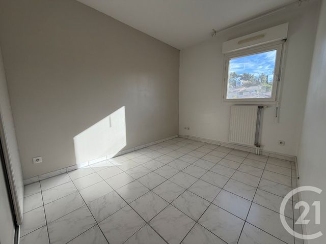 Appartement T4 &agrave; louer - 4 pi&egrave;ces - 87,19 m2 - Marseille - 13013 - PROVENCE-ALPES-COTE-D-AZUR