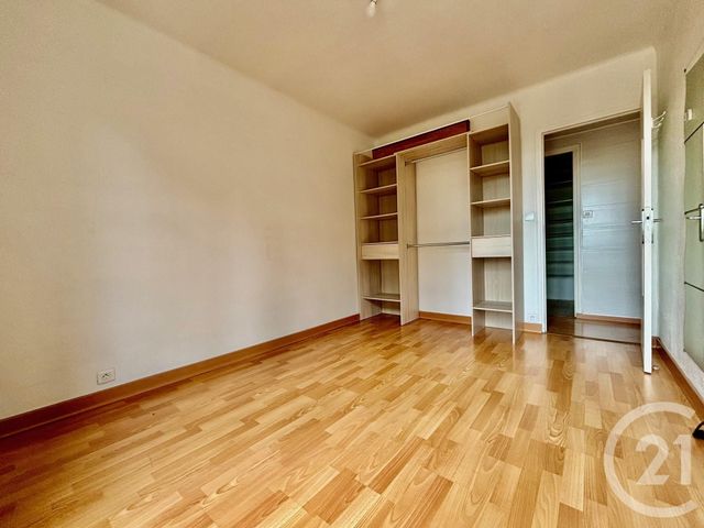 Appartement T3 &agrave; louer - 3 pi&egrave;ces - 72,68 m2 - Marseille - 13013 - PROVENCE-ALPES-COTE-D-AZUR