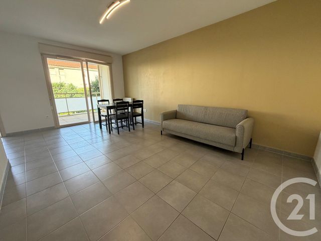 Appartement T2 &agrave; louer - 2 pi&egrave;ces - 42,72 m2 - Marseille - 13012 - PROVENCE-ALPES-COTE-D-AZUR