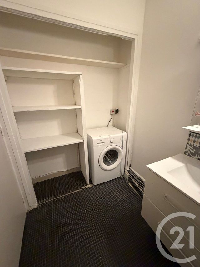 Appartement T2 &agrave; louer - 2 pi&egrave;ces - 42,67 m2 - Marseille - 13013 - PROVENCE-ALPES-COTE-D-AZUR